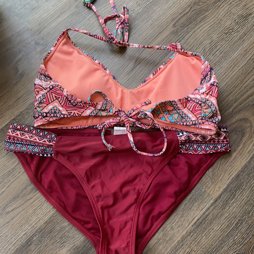 Bathing suit - Picture 4 of 5